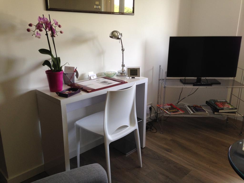 Les Chambres Lauryvan Saint-Junien Oda fotoğraf
